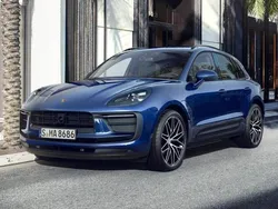 Gentian blue metallic Nowe 2024 Porsche Macan SUV | 376 702 zł (Dość drogi)
