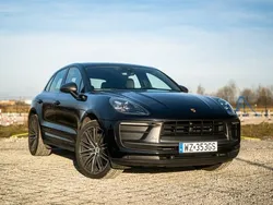 Czarny (metalik) Używany 2022 Porsche Macan SUV | 295 499 zł (Dość drogi)