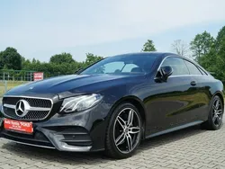 Czarny (metalik) Używany 2017 Mercedes E220 Coupe | 129 900 zł (Super Cena)