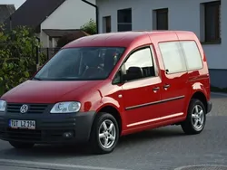 Czerwony Używany 2009 VW Caddy Minivan | 17 900 zł (Dobra cena)