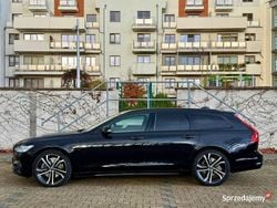 Czarny Używany 2021 Volvo V90 R-Design Kombi | 148 000 zł (Dobra cena)