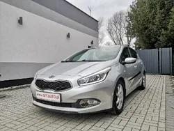Srebrny Używany 2014 Kia Ceed Hatchback | 39 900 zł (Dość drogi)