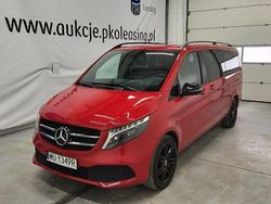 Czerwony Używany 2023 Mercedes V300 Avantgarde Minivan | 290 000 zł