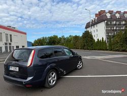 Szary Używany 2010 Ford Focus Kombi | 13 000 zł (Uczciwa cena)