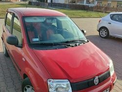 Czerwony Używany 2010 Fiat Panda Hatchback | 12 000 zł (Uczciwa cena)