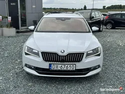 Biały Używany 2015 Skoda Superb LAURIN & KLEMENT Kombi | 61 900 zł (Uczciwa cena)