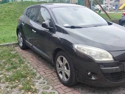 Czarny Używany 2009 Renault Mégane III Hatchback | 17 000 zł (Uczciwa cena)
