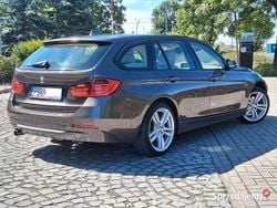 Brązowy Używany 2013 BMW 320 Kombi | 37 900 zł (Super Cena)