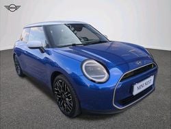 Blazing blue metalizowany Używany 2023 Mini Cooper SE Hatchback | 133 900 zł (Super Cena)