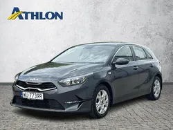 Szary (metalik) Używany 2023 Kia Ceed 2 Hatchback | 81 000 zł (Uczciwa cena)