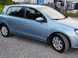 Niebieski Używany 2010 VW Golf VI Hatchback | 21 900 zł (Uczciwa cena)
