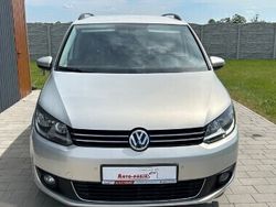 Inny kolor Używany 2010 VW Touran Minivan | 20 400 zł (Uczciwa cena)