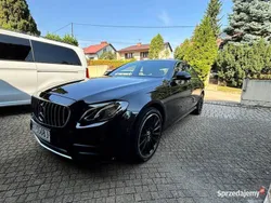 Czarny Używany 2017 Mercedes E220 Sedan/Limuzyna | 87 300 zł (Dobra cena)