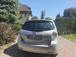 Srebrny Używany 2011 Toyota Verso Minivan | 32 500 zł (Uczciwa cena)