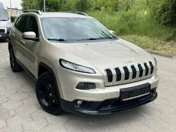 Złoty (metalik) Używany 2015 Jeep Cherokee Longitude SUV | 46 999 zł (Dobra cena)