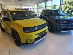 Lakier metalizowany żółty limone Nowe 2025 Fiat Panda Icon Hatchback | 90 900 zł
