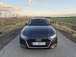 Szary Używany 2020 Audi A4 Kombi | 89 000 zł (Uczciwa cena)