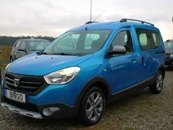 Niebieski Używany 2015 Dacia Dokker Stepway Van | 32 800 zł (Uczciwa cena)