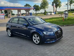 Niebieski Używany 2016 Audi A3 Hatchback | 54 999 zł (Dobra cena)