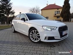 Biały Używany 2017 Audi A3 Sport Hatchback | 57 900 zł (Super Cena)