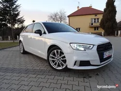 Biały Używany 2017 Audi A3 Sport Hatchback | 57 900 zł (Dobra cena)