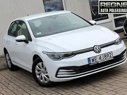 Biały Używany 2021 VW Golf VIII Hatchback | 57 900 zł (Uczciwa cena)