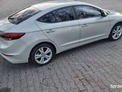 Beżowy Używany 2017 Hyundai Elantra Sedan/Limuzyna | 38 500 zł (Uczciwa cena)