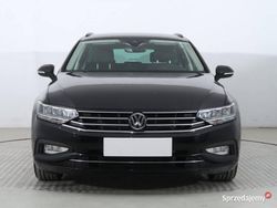 Czarny Używany 2019 VW Passat Kombi | 83 999 zł (Dość drogi)