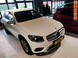 Biały Używany 2019 Mercedes GLC250 SUV | 116 900 zł