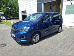 Niebieski Używany 2018 Opel Combo Life Essentia Kombi | 49 900 zł