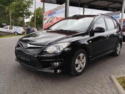 Czarny Używany 2012 Hyundai i30 Classic Kombi | 14 900 zł (Super Cena)