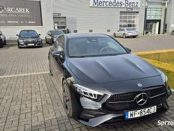 Czarny Używany 2025 Mercedes A200 AMG line Hatchback | 137 900 zł (Dość drogi)
