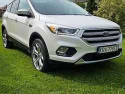 Biały Używany 2019 Ford Kuga Titanium SUV | 73 000 zł