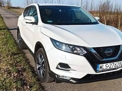 Biały Używany 2018 Nissan Qashqai SUV | 59 000 zł (Uczciwa cena)