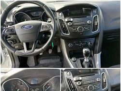 Biały Używany 2016 Ford Focus Hatchback | 21 500 zł