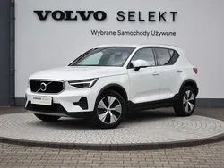 Biały Używany 2024 Volvo XC40 SUV | 159 900 zł (Uczciwa cena)
