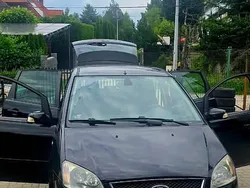 Czarny Używany 2005 Ford C-MAX Ghia Minivan | 8700 zł (Uczciwa cena)