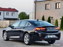 Czarny Używany 2018 Opel Insignia Sedan/Limuzyna | 52 800 zł (Dość drogi)