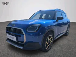 Blazing blue metalizowany Używany 2024 Mini Countryman SUV | 158 900 zł (Uczciwa cena)