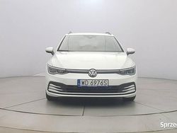 Biały Używany 2022 VW Golf VIII Life Kombi | 66 800 zł (Uczciwa cena)