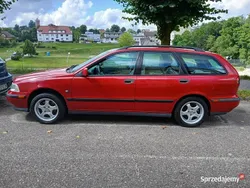 Czerwony Używany 1998 Volvo 140 Kombi | 9999 zł