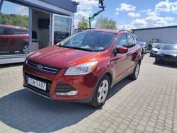 Bordowy Używany 2016 Ford Escape SUV | 45 900 zł (Uczciwa cena)