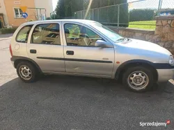 Szary Używany 2000 Opel Corsa Hatchback | 1500 zł