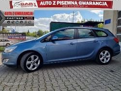 Niebieski Używany 2011 Opel Astra Kombi | 23 900 zł (Uczciwa cena)