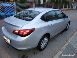 Srebrny Używany 2016 Opel Astra Sedan/Limuzyna | 36 000 zł (Dość drogi)