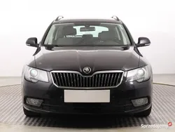 Czarny Używany 2014 Skoda Superb Kombi | 27 999 zł (Super Cena)
