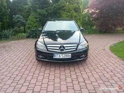 Czarny Używany 2010 Mercedes C180 Avantgarde Sedan/Limuzyna | 30 000 zł (Uczciwa cena)