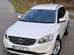 Biały Używany 2017 Volvo XC60 SUV | 64 900 zł
