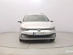 Srebrny Używany 2022 VW Golf VIII Kombi | 56 800 zł (Uczciwa cena)