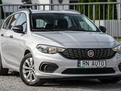 Srebrny Używany 2017 Fiat Tipo Sedan/Limuzyna | 38 900 zł (Uczciwa cena)